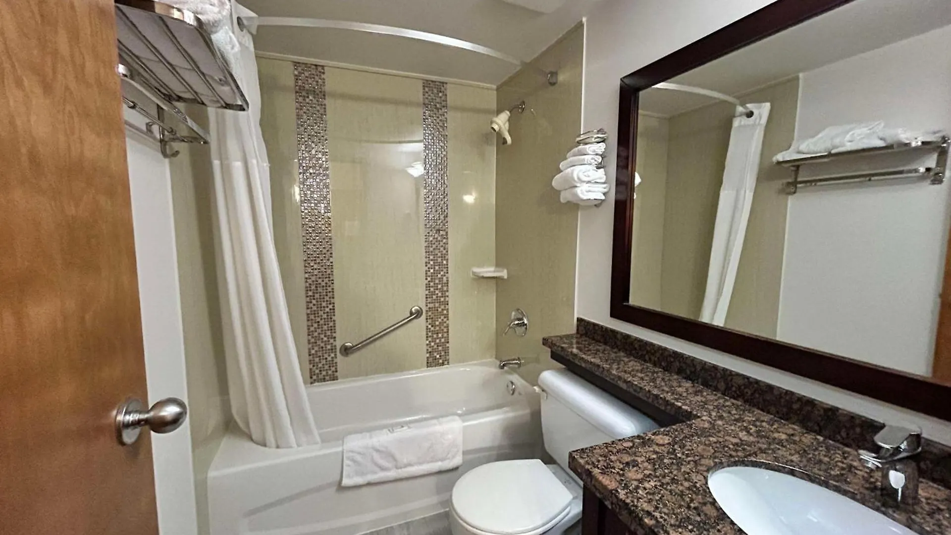 Surestay By Best Western Richmond Vancouver Airport 2*,