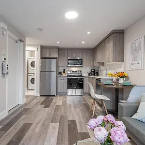  Apartment Contemporary 1br Full Kitchen Smarttv Canada